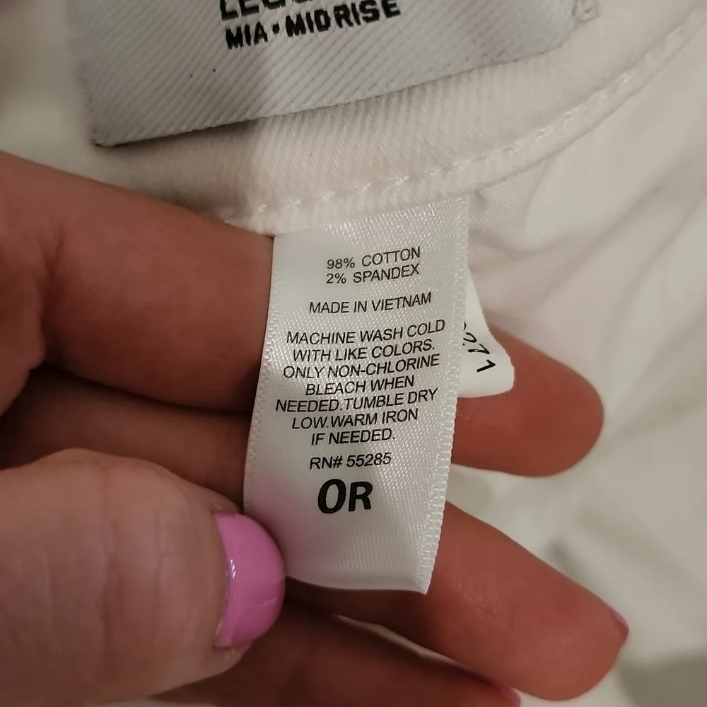 Express Jeans. Size 0R - Picture 11 of 13
